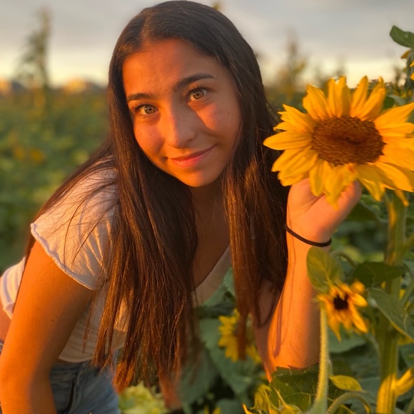 meet your posher, jenna - Picture 3 of 6